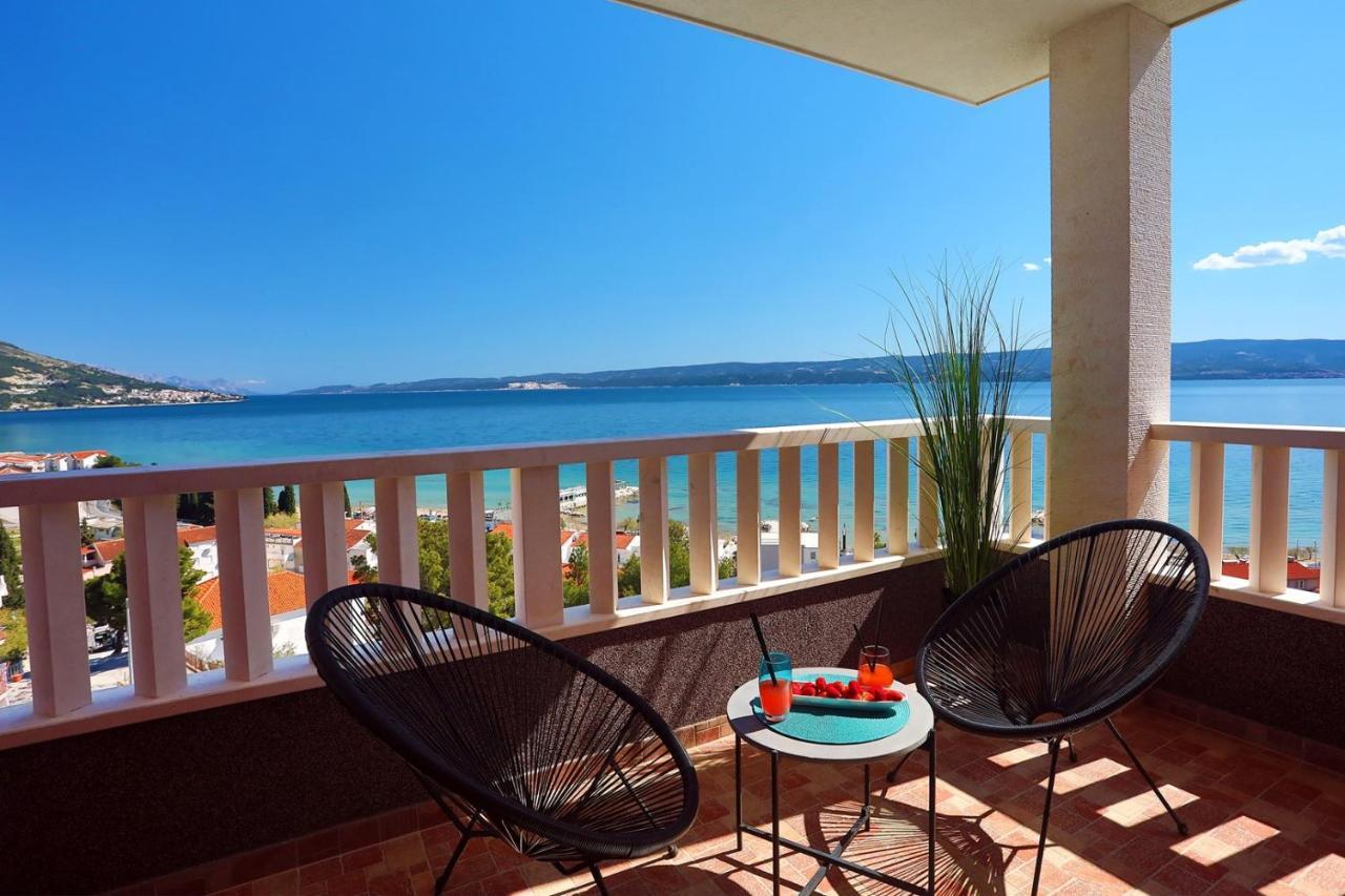 Villa Matan - Only 200M From The Sandy Beaches, Private 28M2 Pool 오미스 외부 사진